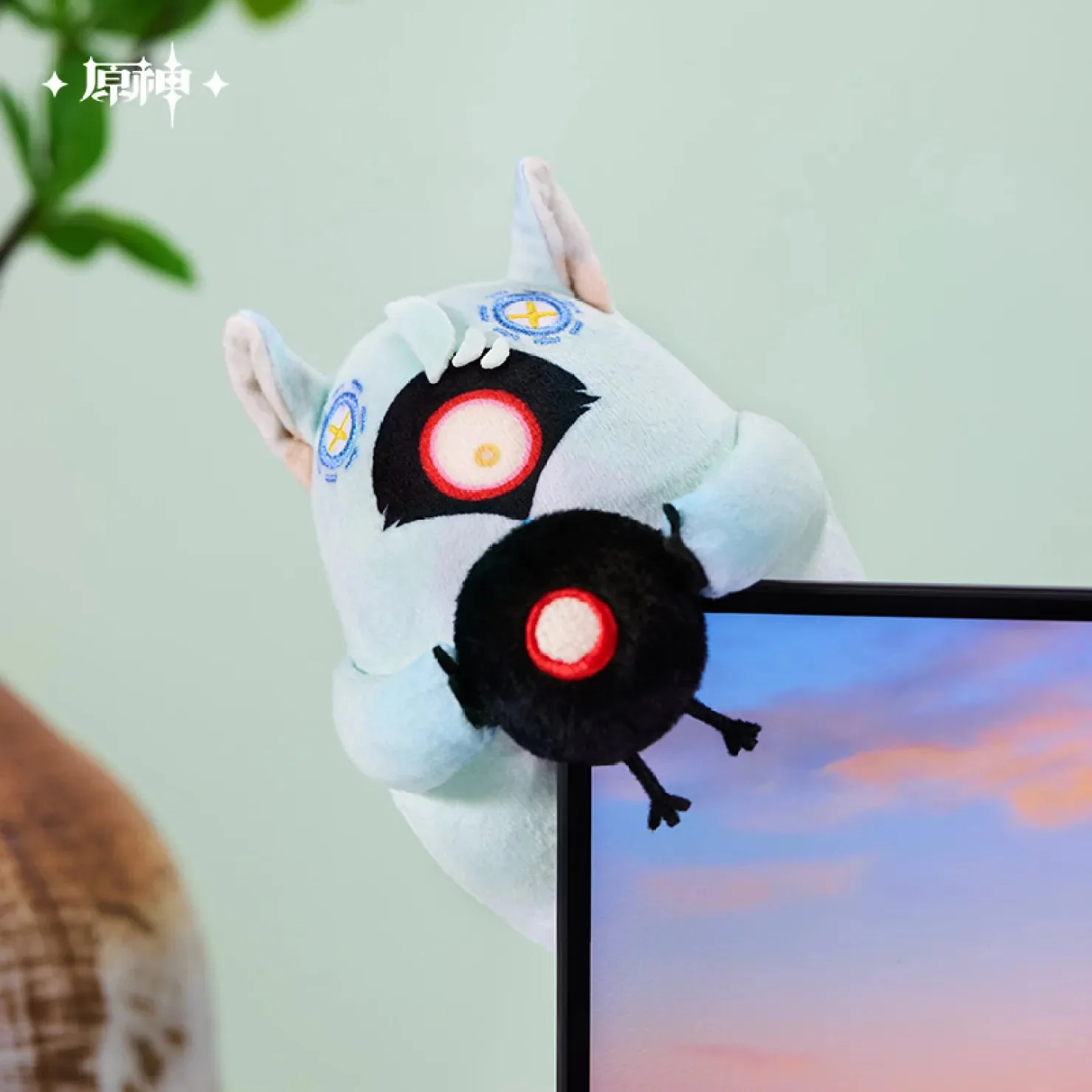 [OFFICIAL] Genshin Impact Il Dottore Monster Plushie Bag & Plush Pendant - Image 5